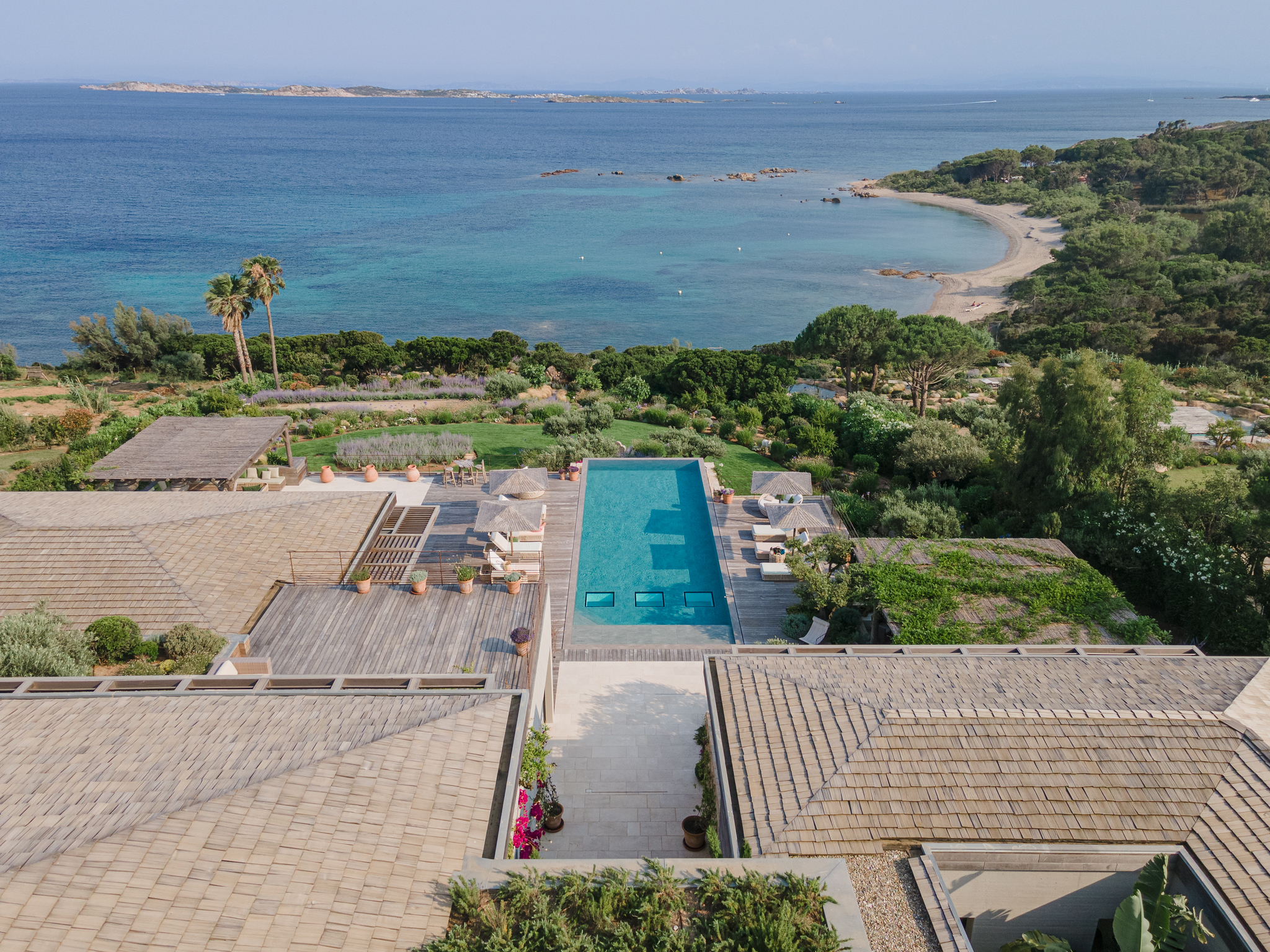@studio-alterego.com Photographie au drone d'une villa