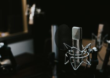 jonathan-velasquez-c1ZN57GfDB0-unsplash